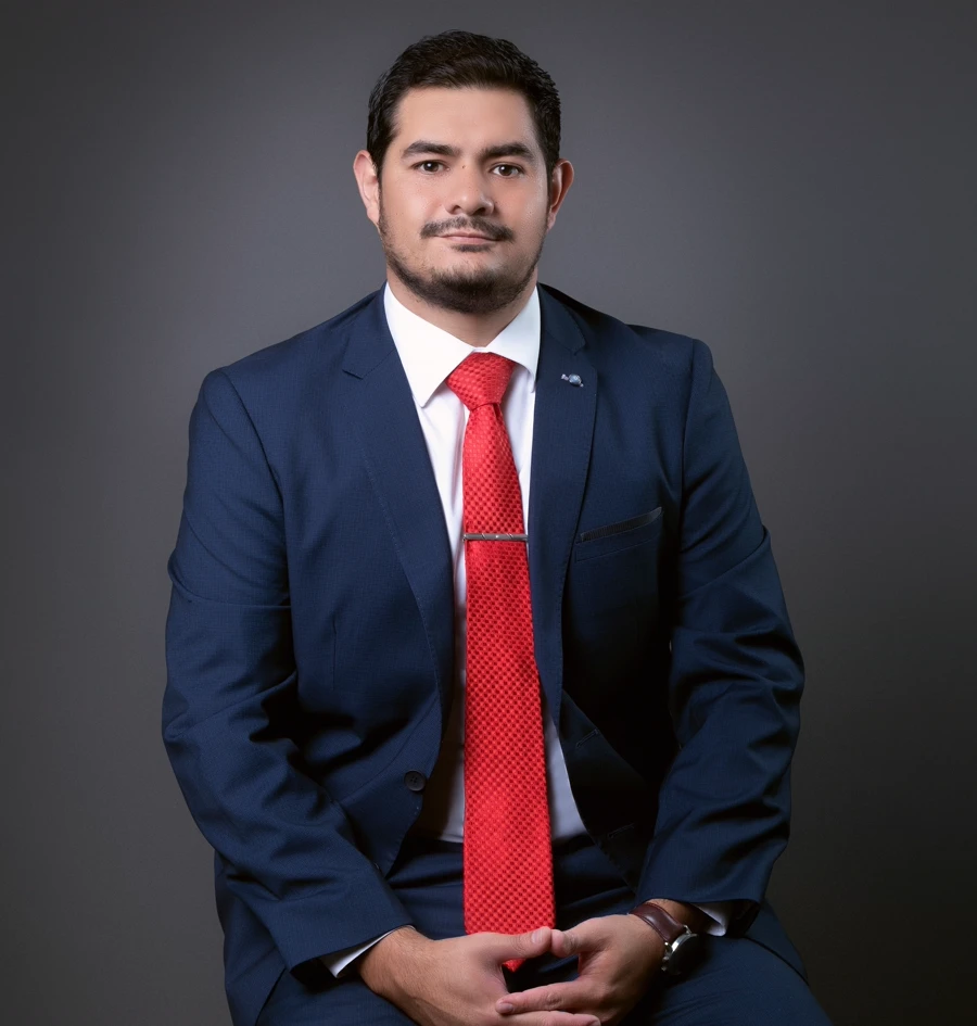 Av. Kerem Aksoy